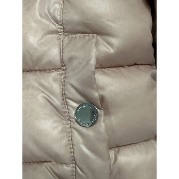 Michael Kors girls puffer coat size 3T.  Beautiful Warm coat In Great Condition. - Picture 5 of 11